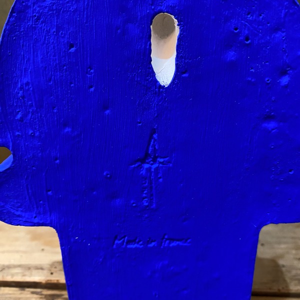 DONNEUR D'AMOUR 30 CM BLEU KLEIN - ATELIER 325
