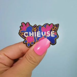 "CHIEUSE" BROCHE BRODÉE À LA MAIN - MALICIEUSE