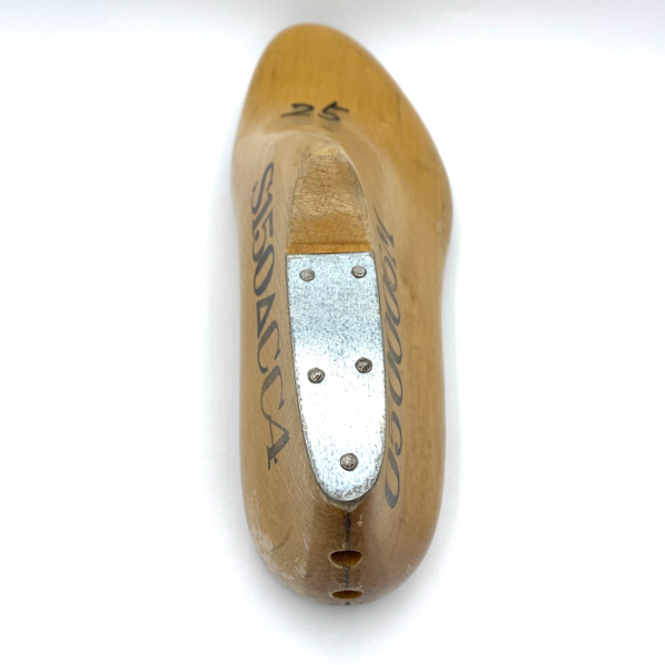 MOULE DE CHAUSSURE INDUSTRIEL BOIS ET METAL - S150ACC4
